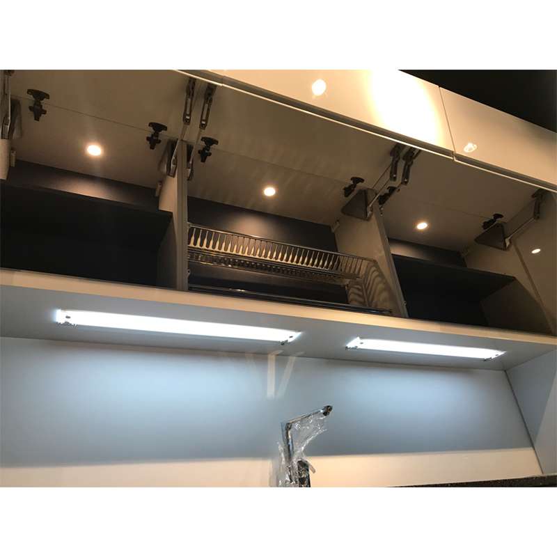 Đèn Led Phía Dưới Tủ Treo 600mm 6000K