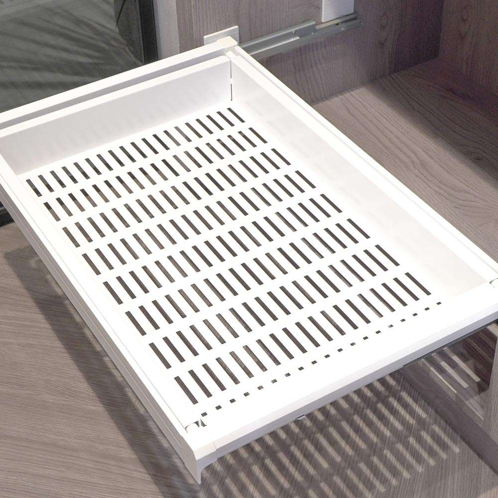 Storage basket with soft-close slides